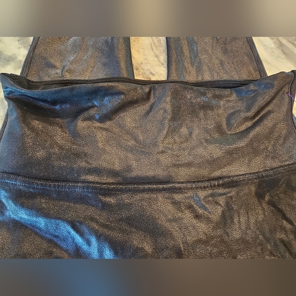 Spanx Faux Leather Leggings Petite M Black High Waist Shaping Pants - Picture 3 of 7